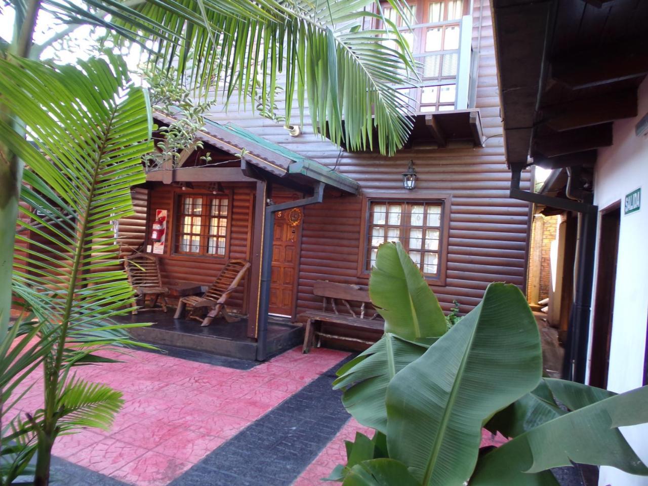 Si Mi Capitan - Cabanas & Habitaciones Puerto Iguazu Exterior photo